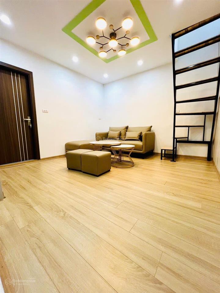 Tập thể quỳnh mai tầng 3 sổ 53,8m2 thực sử dụng 105m2 3n3 vskk chỉ 5.35 tỷ ở sướng hơn chung cư