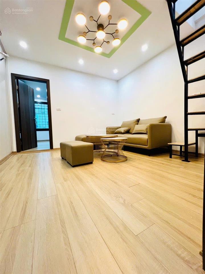 Tập thể quỳnh mai tầng 3 sổ 53,8m2 thực sử dụng 105m2 3n3 vskk chỉ 5.35 tỷ ở sướng hơn chung cư