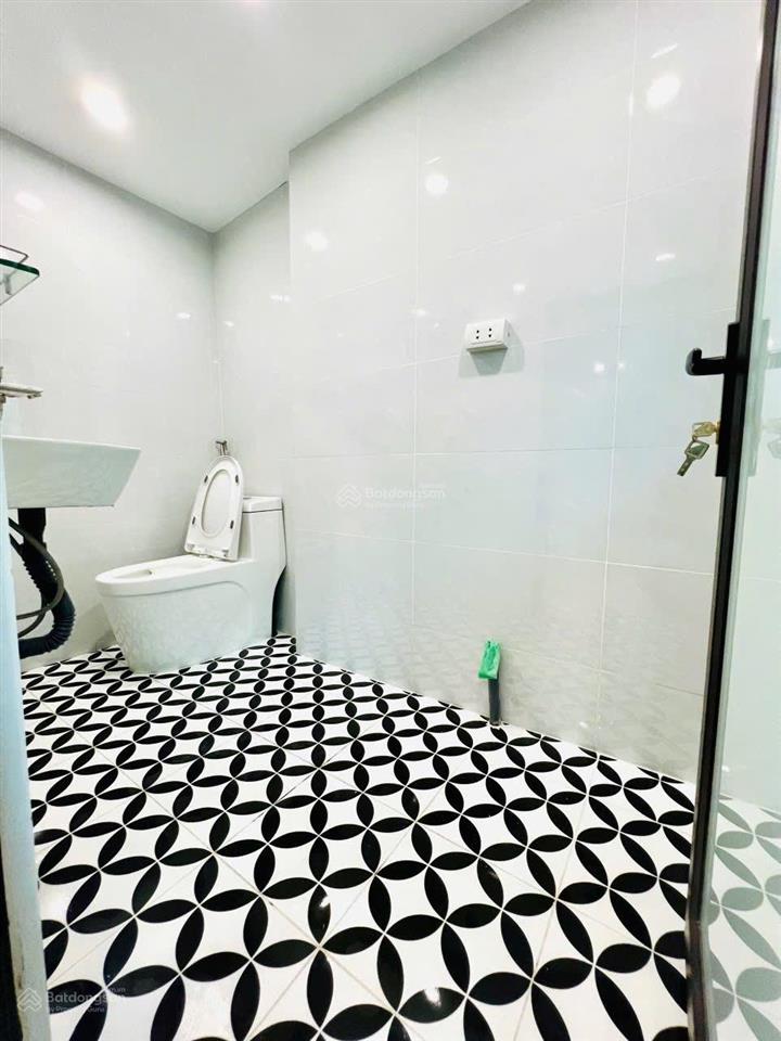 Tập thể quỳnh mai tầng 3 sổ 53,8m2 thực sử dụng 105m2 3n3 vskk chỉ 5.35 tỷ ở sướng hơn chung cư