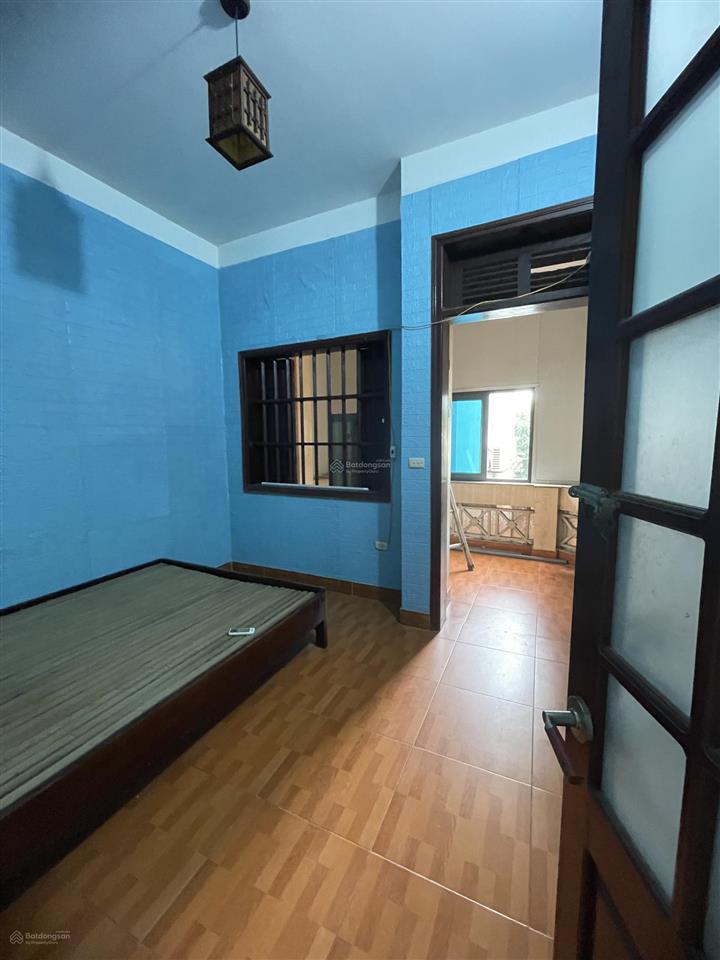 Cho thuê phòng trọ 40m2 giá tốt tại đường láng, đống đa, hà nội