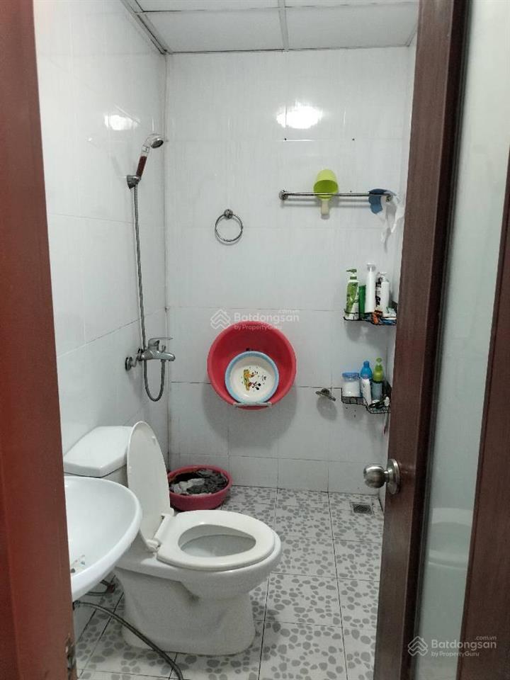 Cho thuê phòng trọ 40m2 giá tốt tại đường láng, đống đa, hà nội