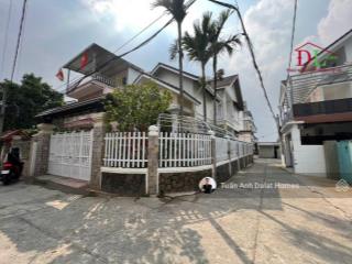 Bán biệt thự sân vườn sương nguyệt ánh đà lạt  3 mặt thoáng, đi bộ ra hồ xuân hương, chỉ 16,5 tỷ