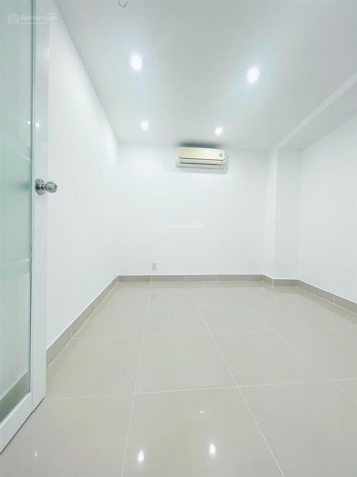 Nha trang building, tòa nhà cho thuê văn phòng ở 42a lê thành phương, ngay trung tâm tp nha trang