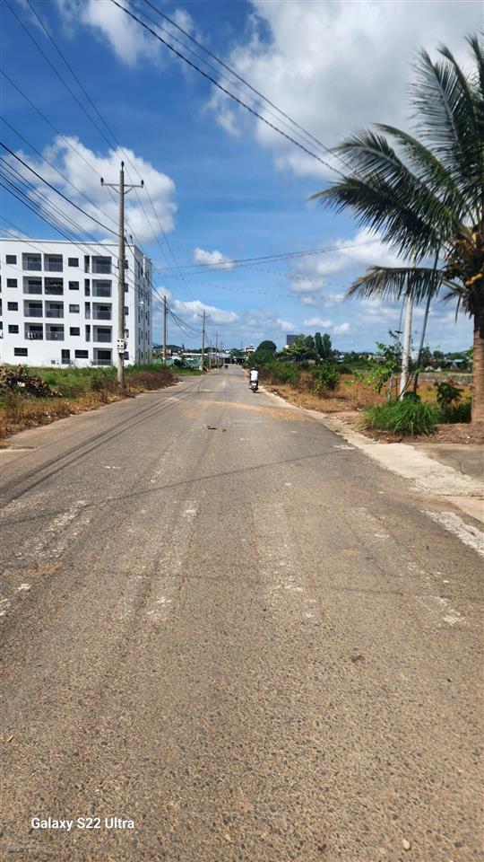 Bán đất thổ cư 100 m2, giá chỉ 990 triệu tại khu tái định cư xã phú hội, đức trọng, lâm đồng.