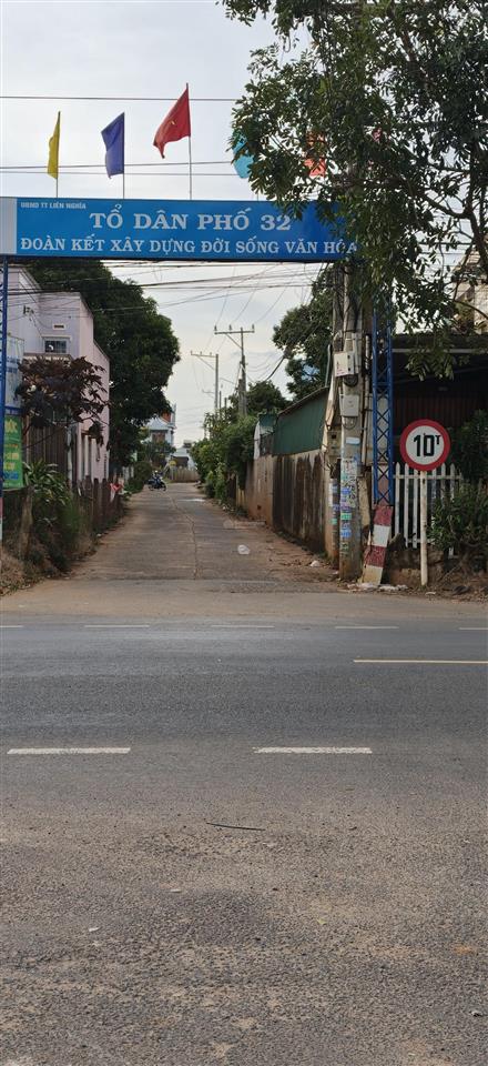 Bán đất nền 430 m2 tại liên nghĩa, đức trọng, gần ql20 chỉ 100m, thổ cư 200m2, giá rẻ chỉ 4 tỷ