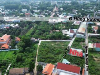 Bán nhà cấp 4 xã phú đông hẻm xe hơi 2 măt tiền trước sau 1 xẹc đ.hùng vương giá chỉ 2 tỷ