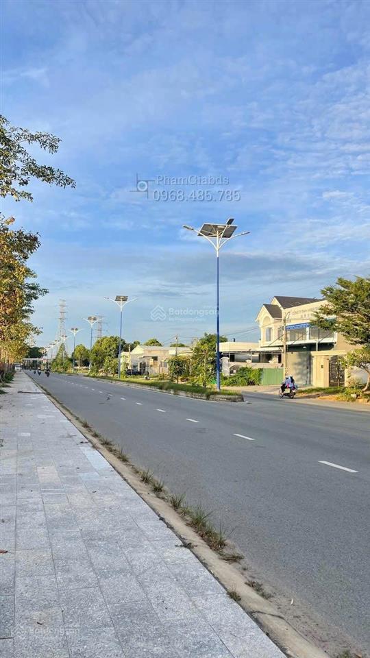 Lô góc duy nhất đường d2 khu uỷ ban phường phú tân (cũ), thành phố mới