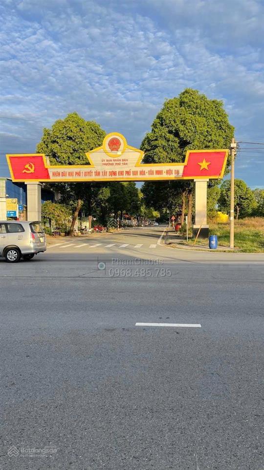 Lô góc duy nhất đường d2 khu uỷ ban phường phú tân (cũ), thành phố mới