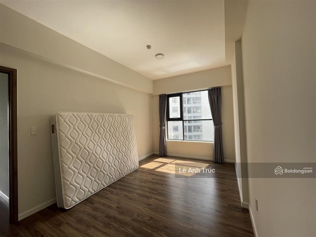 Chuyển công tác cần bán căn 78m2 mp678. giá chỉ 4tỷ5. sổ sẵn. có nội thất.  0906 783 ***