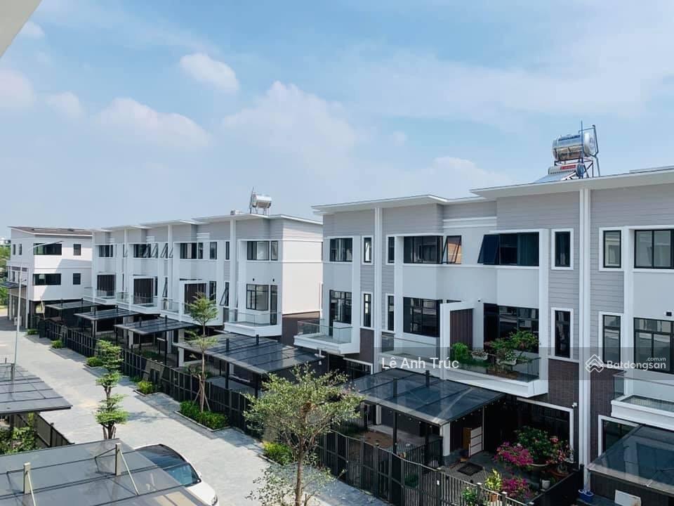 Chính chủ cần bán nhà phố mizuki park. an ninh 24/24. giá tốt. sổ sẵn. xem nhà gọi 0906 783 ***