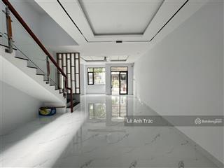 Chính chủ cho thuê nhà phố mizuki. thuận tiện ở và kinh doanh. giá 20tr.  xem nhà 0906 783 ***