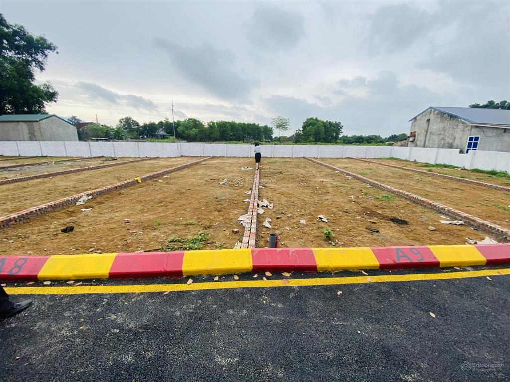 Lô đất 100m2 full thổ cư, cách quốc lộ 21a 200m, cách trục hồ tâyba vì 1km, 10 phút đến đhqg, fpt