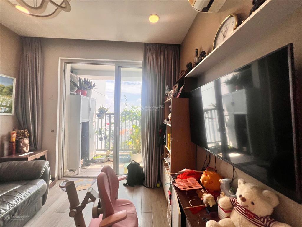 Cần bán nhanh 3 phòng ngủ 83m2 tòa orchard park view, 6,9 tỷ bao tiền ra sổ, giao nhà cơ bản