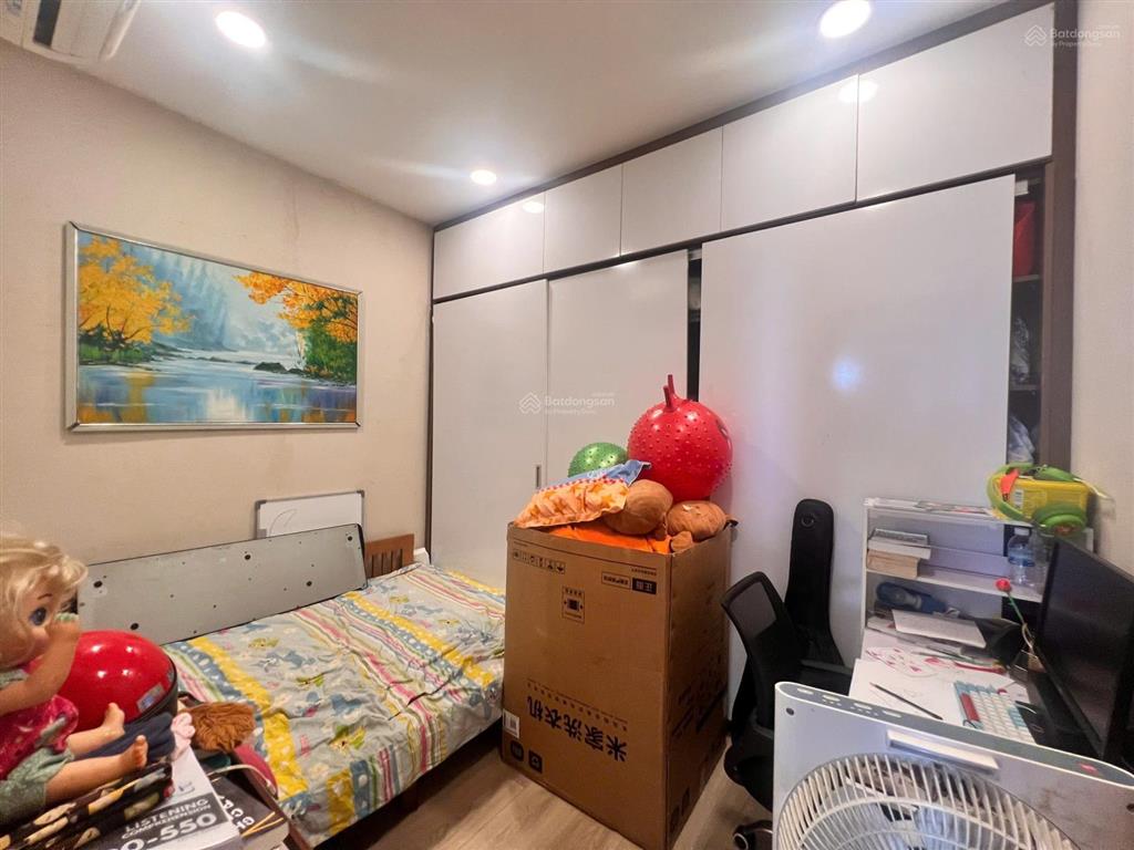 Cần bán nhanh 3 phòng ngủ 83m2 tòa orchard park view, 6,9 tỷ bao tiền ra sổ, giao nhà cơ bản