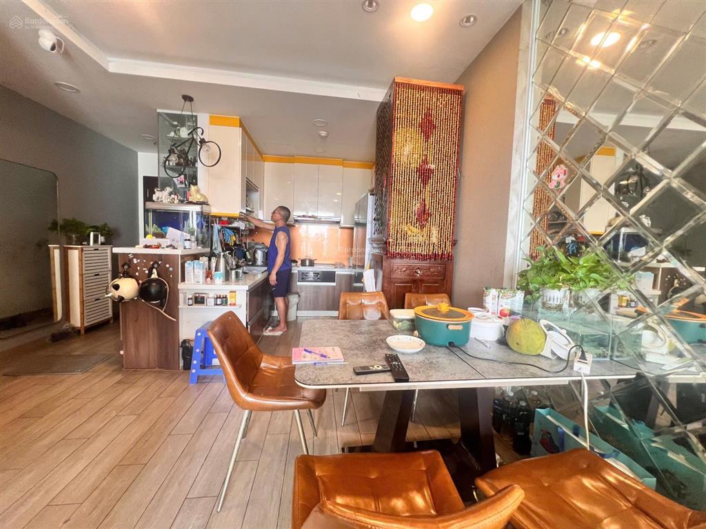 Cần bán nhanh 3 phòng ngủ 83m2 tòa orchard park view, 6,9 tỷ bao tiền ra sổ, giao nhà cơ bản