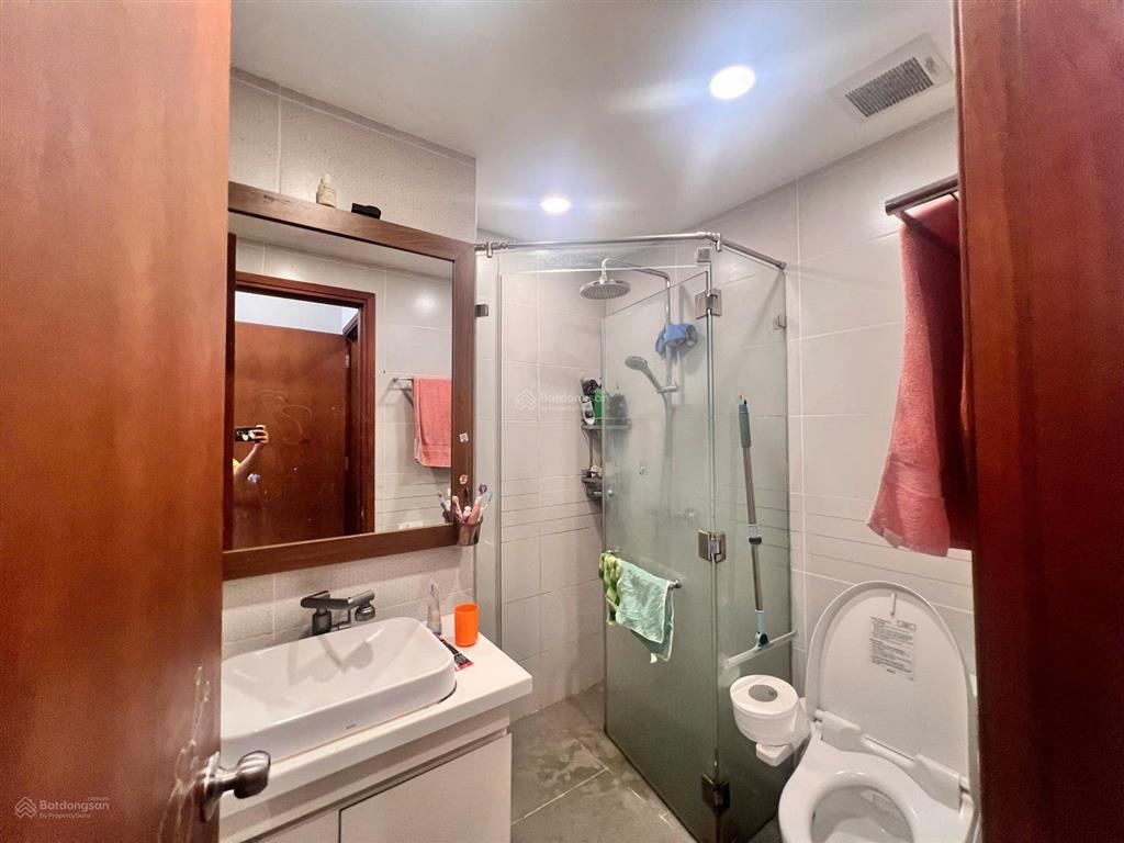 Cần bán nhanh 3 phòng ngủ 83m2 tòa orchard park view, 6,9 tỷ bao tiền ra sổ, giao nhà cơ bản