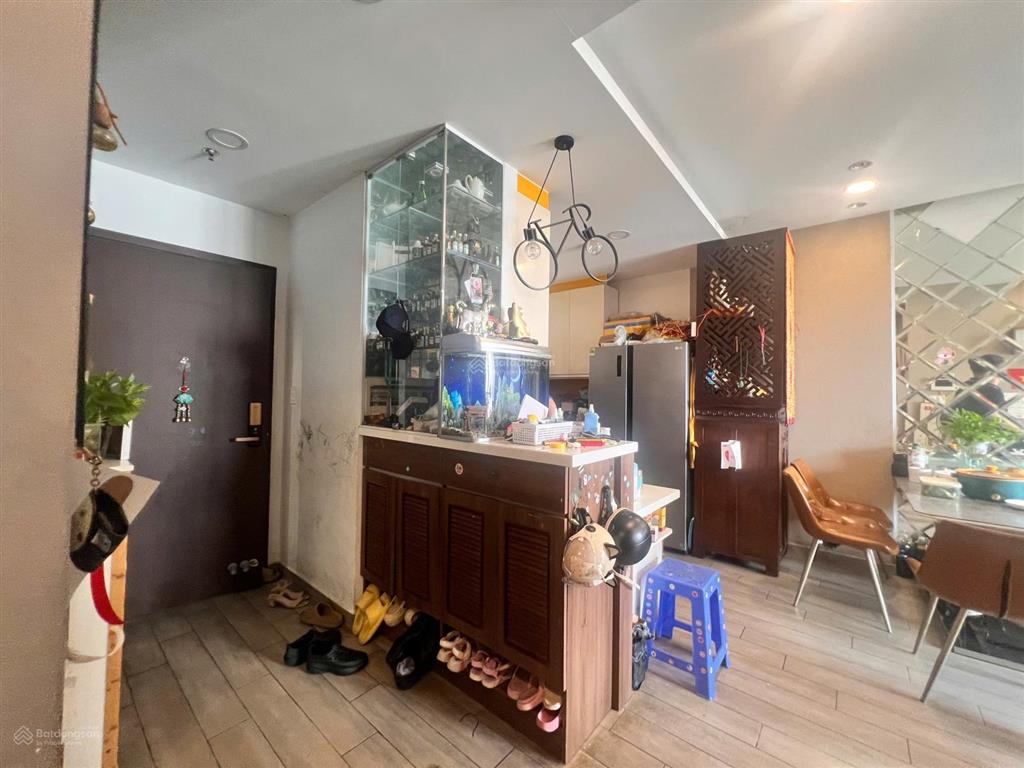 Cần bán nhanh 3 phòng ngủ 83m2 tòa orchard park view, 6,9 tỷ bao tiền ra sổ, giao nhà cơ bản