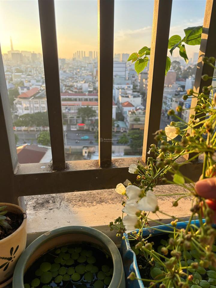 Cần bán nhanh 3 phòng ngủ 83m2 tòa orchard park view, 6,9 tỷ bao tiền ra sổ, giao nhà cơ bản