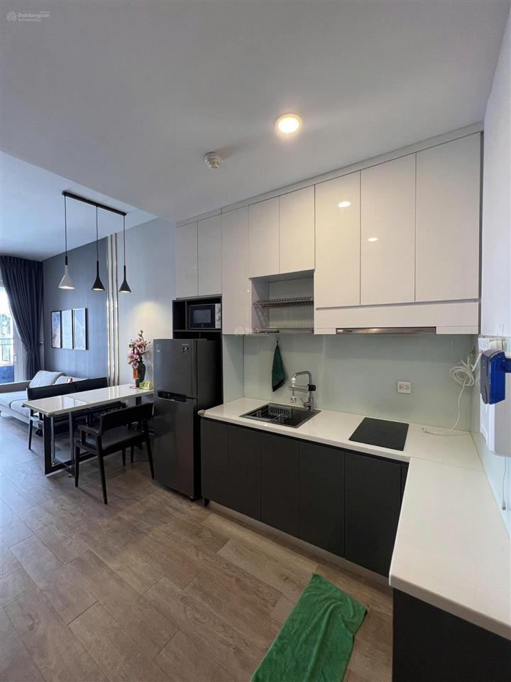 Nhà chính chủ bán căn hộ 2pn, 1wc chung cư golden mansion giá 4,1 tỷ nội thất đẹp, tầng cao