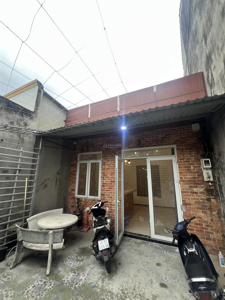 Gấp bán, linh tây, 82m2, nhà cấp 4, 2 phòng ngủ, 2wc, ngang 4,8m, giá chỉ 4,95 tỷ còn thương lượng