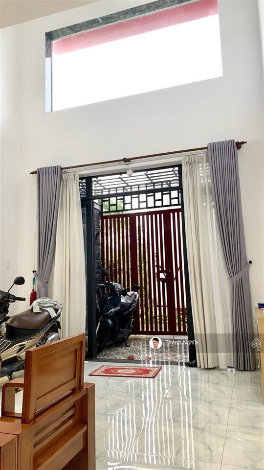 Nhà đẹp 3 tầng 4x13m 53m2 3pn, 2wc ngay chợ long trường chỉ 4.xx tỷ