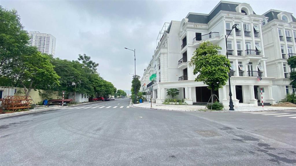 Cần bán nhanh căn mặt đường lê quang đạo louiscity đại mỗ. vị trí siêu đẹp   0983 080 ***