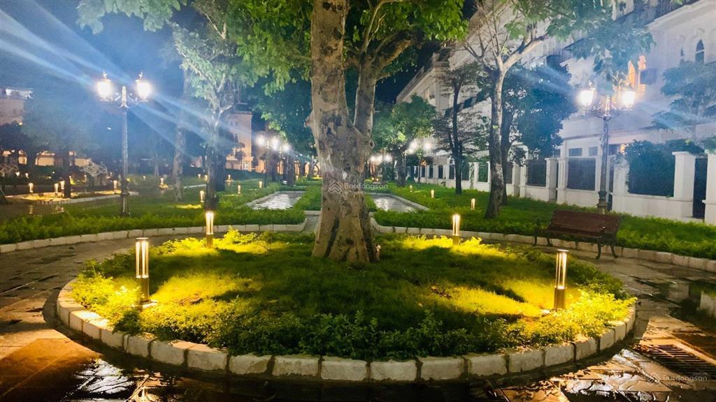 Cần bán gấp căn lk 96m2 hướng đông nam  da louis city đại mỗ vị trí đẹp, giá tốt   0983 080 ***