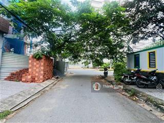 Bán nền đất biệt thự 250m2 ngay đường tú xương, khu hành chính q9, giá chỉ 18,5 tỷ. vị trí đẹp