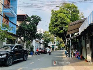 Duy nhất còn 1 căn nhà mặt tiền đường 185 đang bán ra thị trường. 5m x 20m. 1 trệt 2 lầu 10,8 tỷ