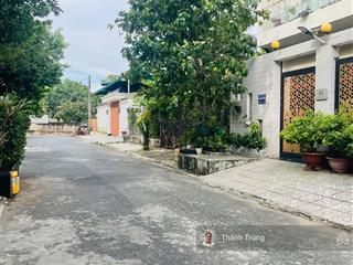 Bán lô đất 8,5m mt đường, dài 23m. cách giga mall 500m. gần phạm văn đồng. 172m2 giá chỉ 12 tỷ