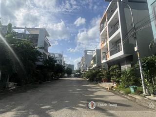 Bán lô đất nền quận 2, rẻ hơn thị trường 1,5 tỷ. 160m2 giá chỉ 12,5 tỷ còn thương lượng, shr