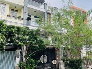 Bán căn nhà phố mặt tiền đường d20, lk the global city mt ngang 5m. 1 trệt 2 lầu