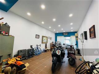Gấp bán, chủ rất thiện chí bán nhanh căn nhà mặt tiền đường số 3 phước bình, gần chợ giá chỉ 8,9 tỷ