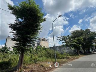 Bán lô đất nền da thời báo kinh tế. 450m2 ngay gần liên phường. vị trí đẹp giá đầu tư 39tr/m2, shr