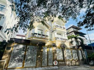 Gấp bán căn biệt thự mặt tiền view công viên kdc gia hoà, vị trí siêu đẹp, giá tốt. nhà mới đẹp