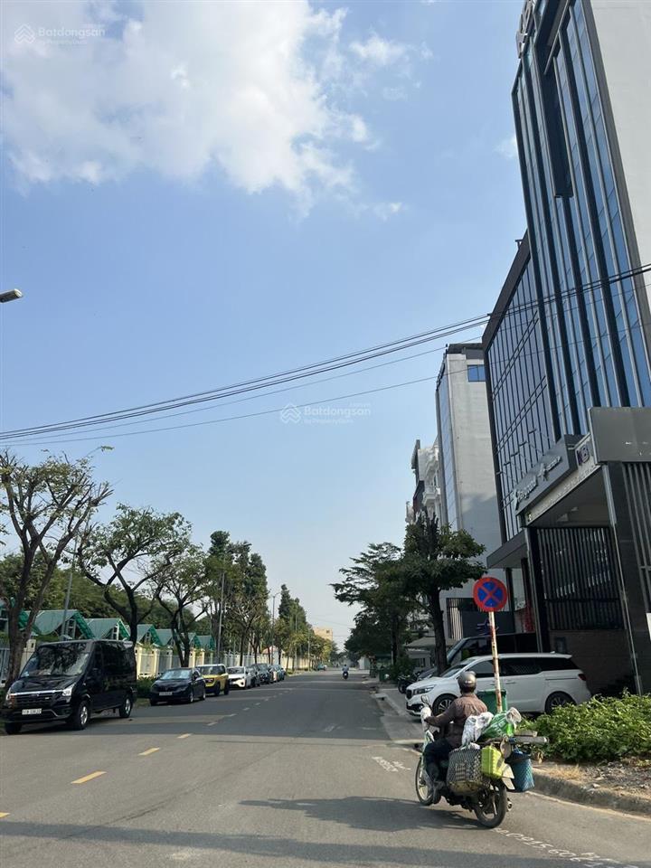 Gấp bán, giảm mạnh 2 tỷ bán nhanh trong tháng. lô đất vip mặt tiền nguyễn văn kỉnh, xây 7 tầng