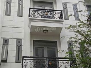 4 lầu mặt tiền sông, dòng tiền 313 triệu/năm, bán 5tỷ6
