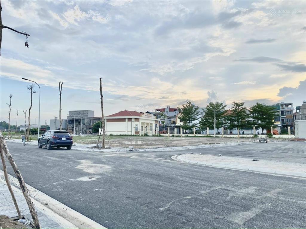 Chính chủ cần bán đất đấu giá dục tú 1 .ngay sát đường cầu tứ liên