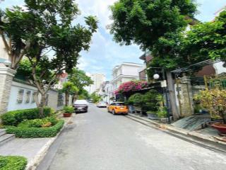 Biệt thự đơn lập nam quang phú mỹ hưng quận 7 giá rẻ bằng giá đất.  e ngọc