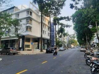 Bán nhà góc 2 mặt tiền đường phạm văn nghị  khu hưng gia  phú mỹ hưng giá tốt đầu tư