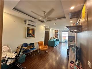 Tôi cần bán nhanh căn hộ 2 ngủ sky central 176 định công, dt 67m2,tầng trung full đồ có slot ô tô