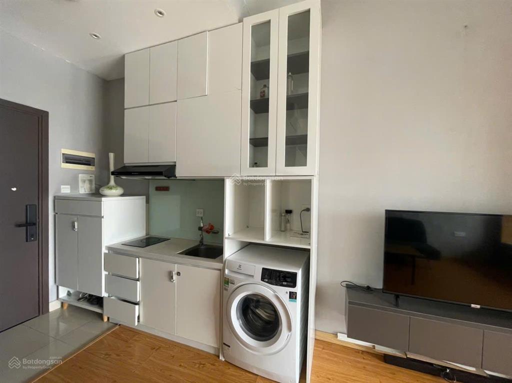 Bán studio the sun avenue giá chỉ 3 tỷ sẵn sàng tiền thuê full nội thất