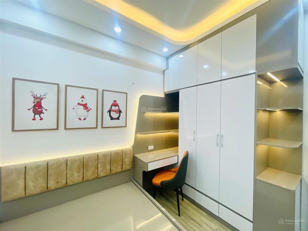 Bán nhanh căn hộ hàng hiếm tòa ct2, 2 ngủ, 2vs dt 64m2 ban công đông nam thoáng mát kđt xa la