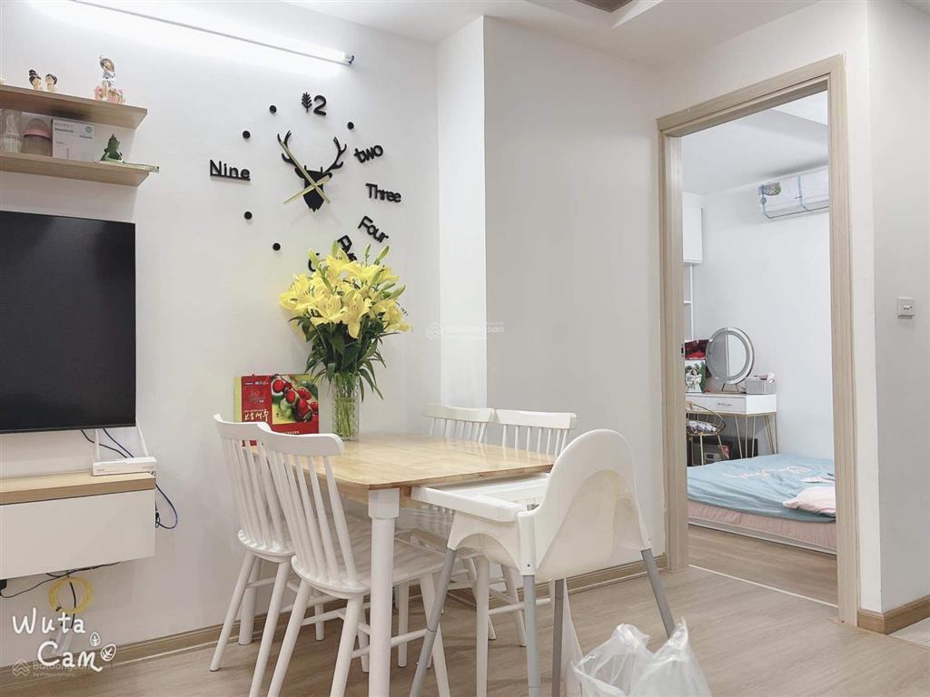 Bán căn hộ chung cư ruby ct3 phúc lợi 58m2 2 ngủ 2vs full nội thất xịn, giá 2,7 tỷ
