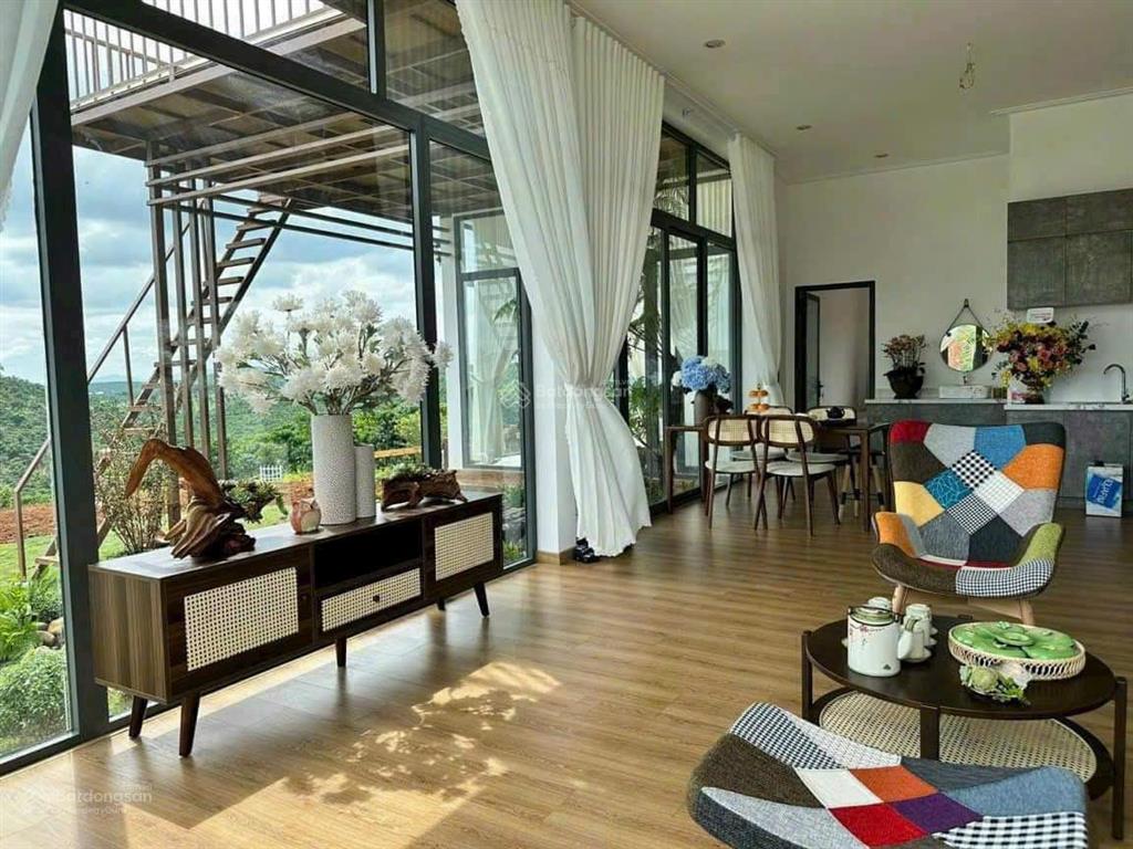 Bán villa săn mây 580,2m2 ngay dt 725 dốc đan mạch bức tường hoa dã quỳ, cầu lộc ngãi, bảo lâm