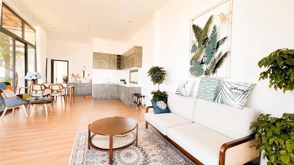 Bán villa săn mây 580,2m2 ngay dt 725 dốc đan mạch bức tường hoa dã quỳ, cầu lộc ngãi, bảo lâm