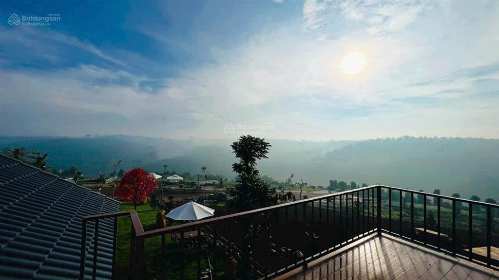 Bán villa săn mây 580,2m2 ngay dt 725 dốc đan mạch bức tường hoa dã quỳ, cầu lộc ngãi, bảo lâm