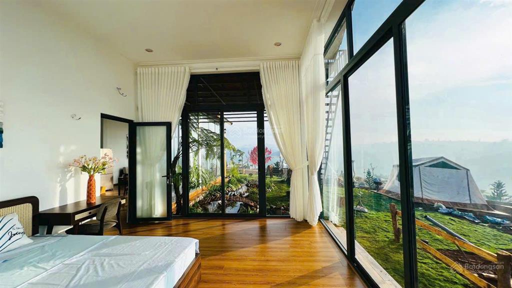 Bán villa săn mây 580,2m2 ngay dt 725 dốc đan mạch bức tường hoa dã quỳ, cầu lộc ngãi, bảo lâm