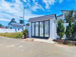 Villa 3 pn khu nhà giàu mạc đĩnh chi, phường 2, tp bảo lộc. tặng full nội thất cao cấp kèm sân vườn