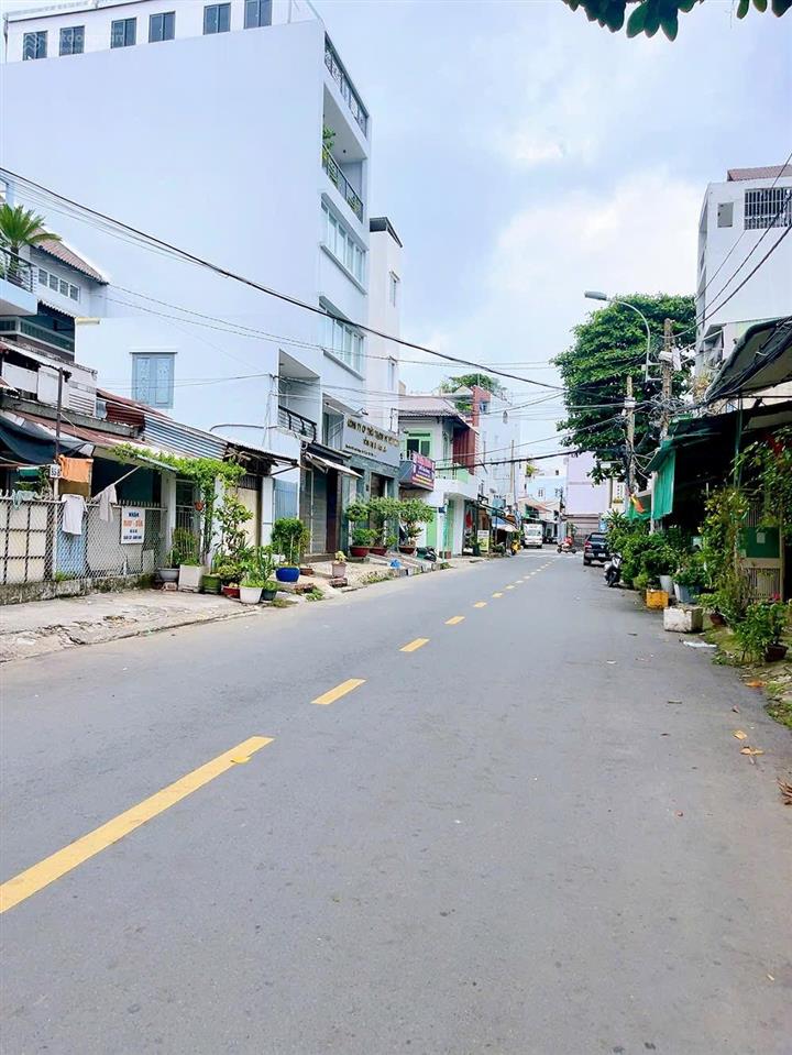 Hàng hiếm! mặt tiền nội bộ đường rộng 12m  diện tích 5m x 16m  đúc 4 tầng  giá tốt 11,2 tỷ